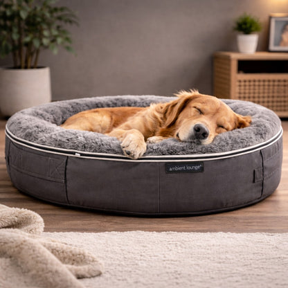 orthopedische hondenmand grijs ronde vorm hond slaapt diepe rust comfortabel thuis